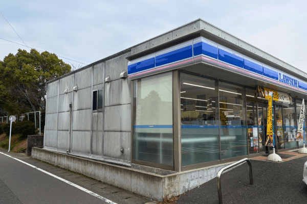 佐賀県武雄市の外壁洗浄専門店キョーサイ洗浄王武雄店の施工事例CASE05。洗浄前の住宅外壁のビフォー写真